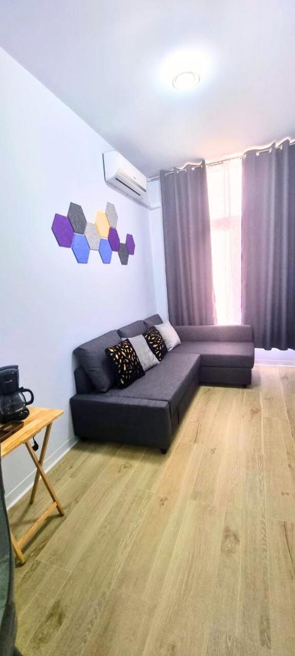 Ynfinity Aparthotel Valencia Exteriör bild